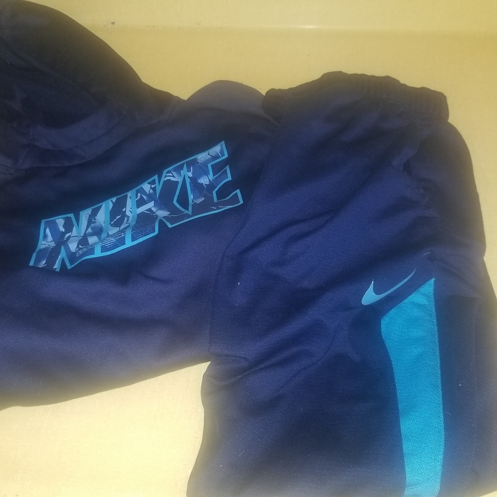 Nike Sweatsuit Boys